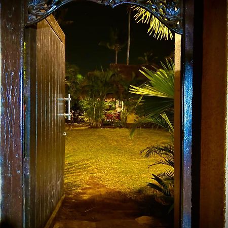 Rumah Sunyi Gili Trawangan Exterior foto